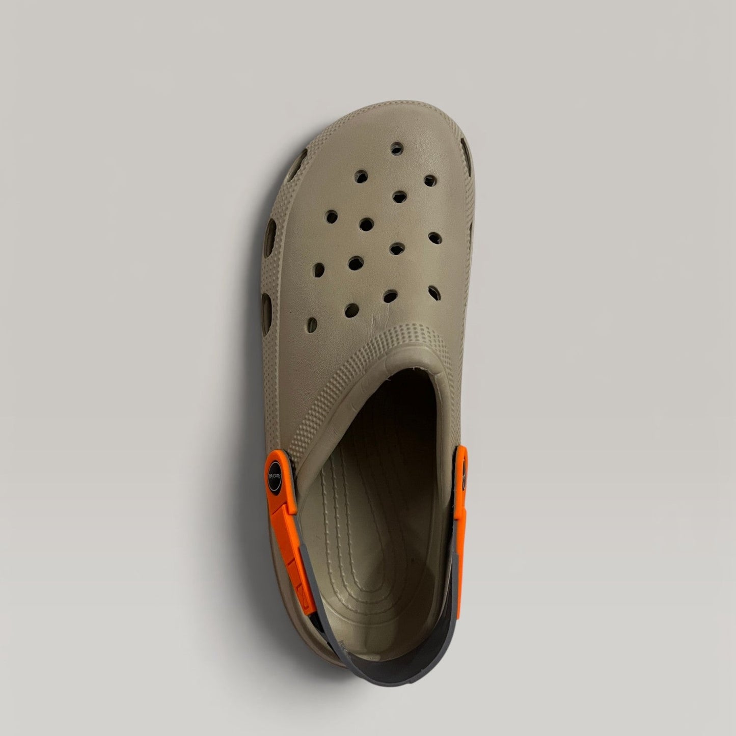 Ace Art 42 – Beige / Orange