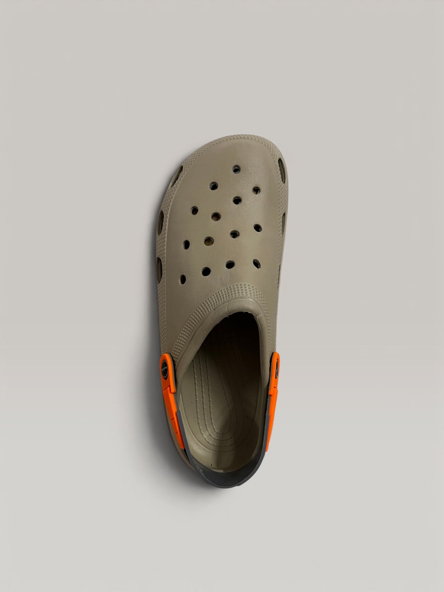 Ace Art 42 – Beige / Orange